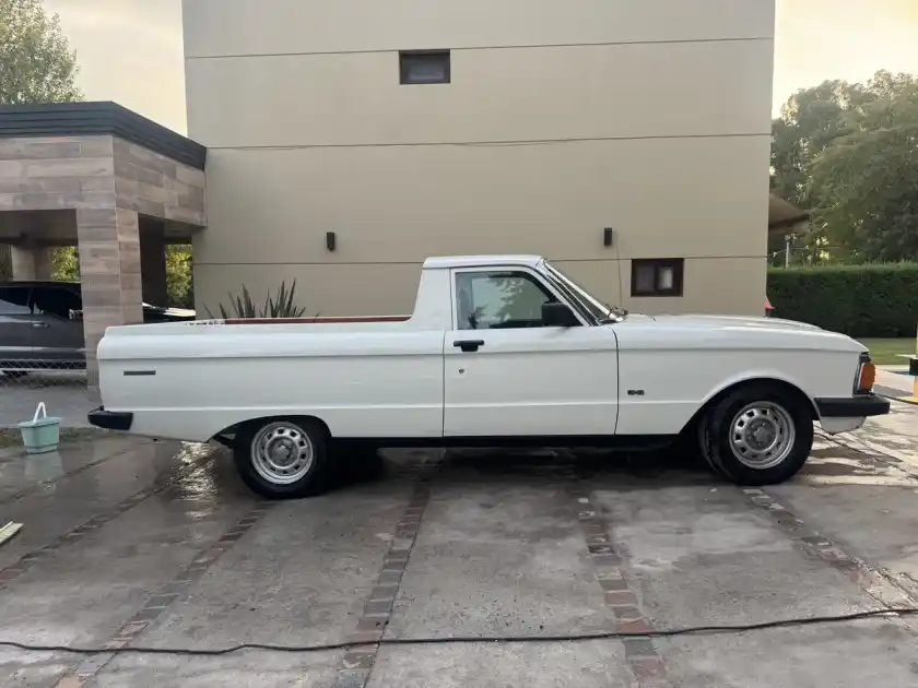 Ford Ranchero Std 2001 - foto 2