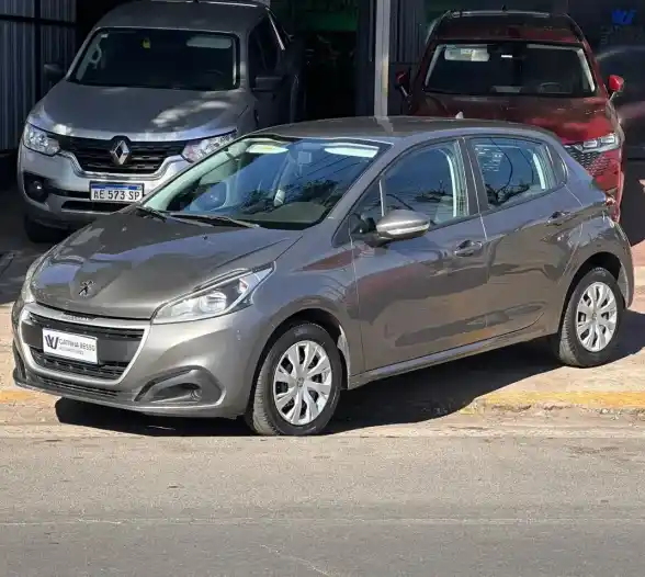 Peugeot 208 1.5 Active 2017 - foto 1
