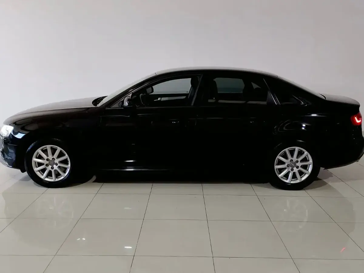 Audi A4 1.8 Ambition Tfsi 170Cv 2015 - foto 2
