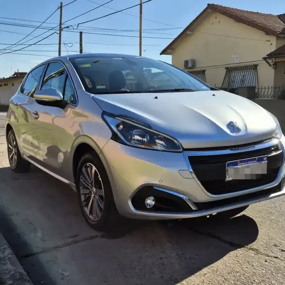 Peugeot 208 1.6 Feline 2017 - foto 3