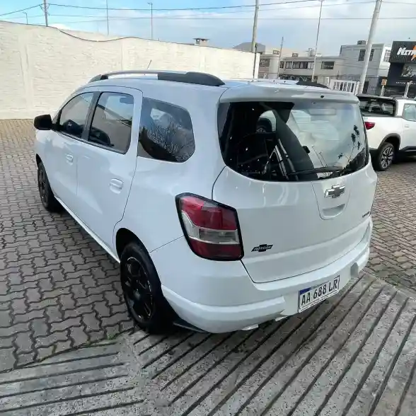 Chevrolet Spin 1.8 Lt 5As 105Cv 2016 - foto 3