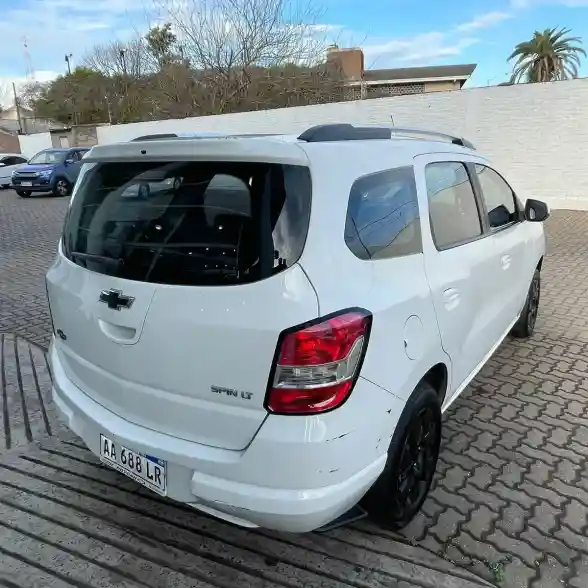 Chevrolet Spin 1.8 Lt 5As 105Cv 2016 - foto 4