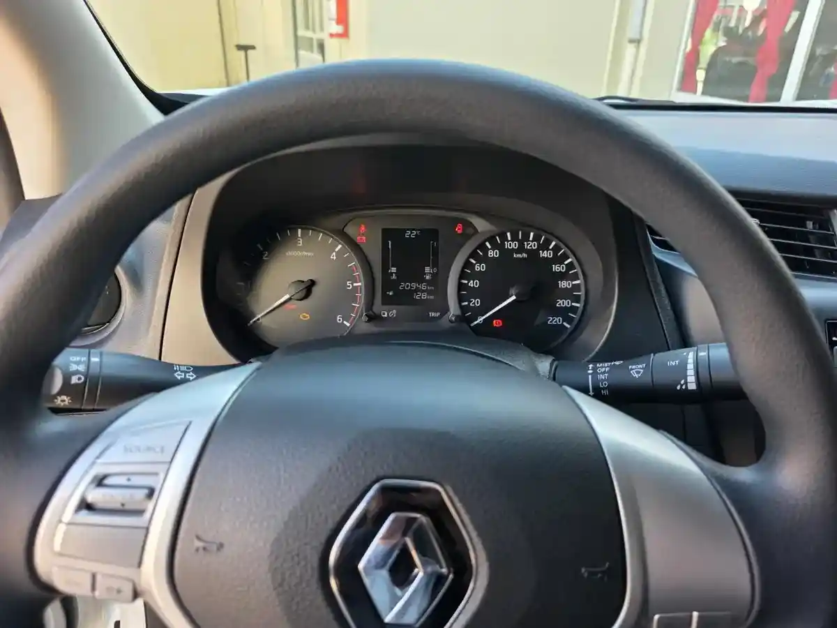 Renault Alaskan 2.3 Dci 160 Confort 4X2 Mt 2024 - foto 5