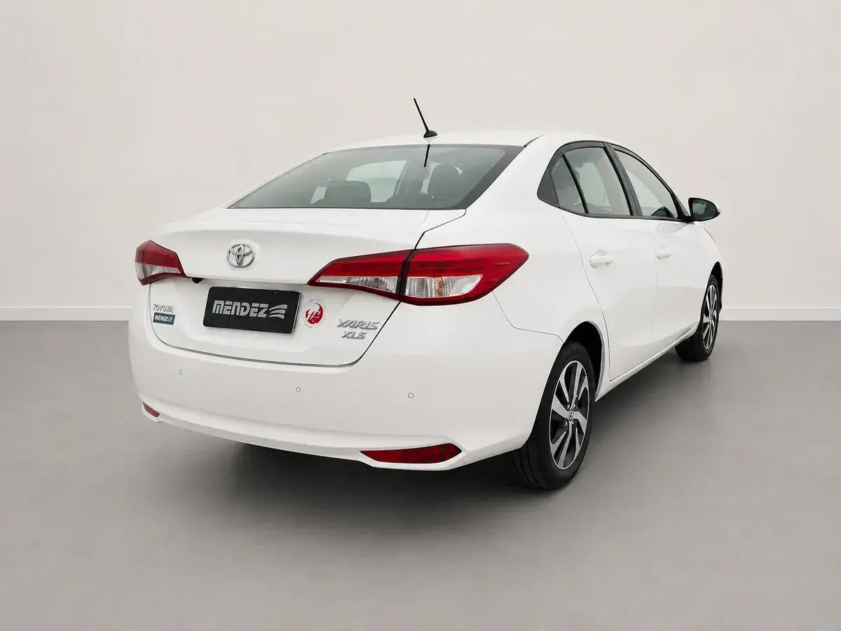 Toyota Yaris 1.5 4 Ptas Xls Pack Cvt L/22 2024 - foto 3