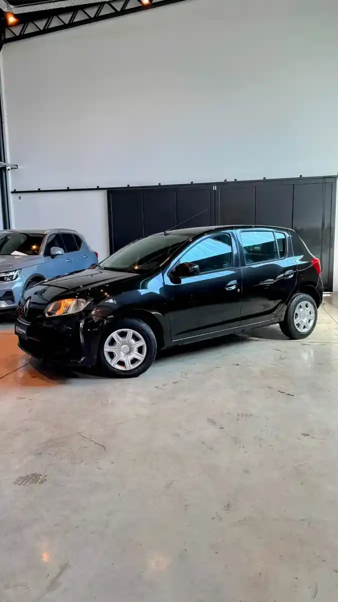 Renault Sandero 1.6 Expression 90Cv 2016 - foto 2