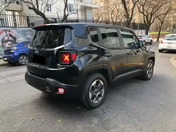 Jeep Renegade 1.8 Sport 2016 - foto 5