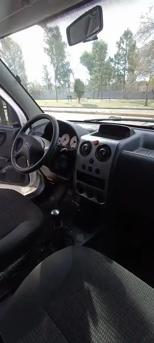 Citroën Berlingo Furgon 1.4 Bussines 75Cv Mixto 2016 - foto 3