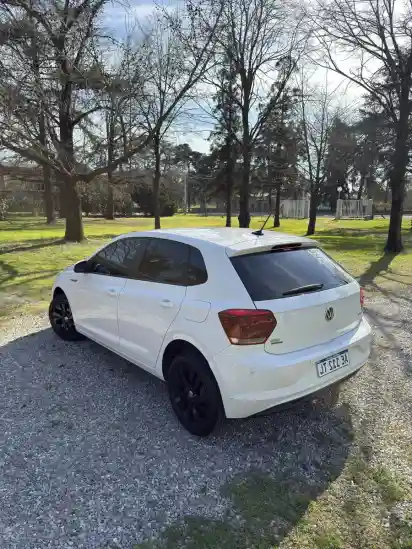 Volkswagen Polo 1.6 Msi Highline At 2019 - foto 3