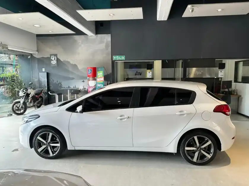 Kia Cerato Ex 1.6 At 2018 - foto 4