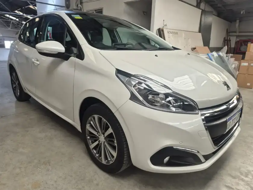Peugeot 208 1.6 Feline 2019 - foto 3