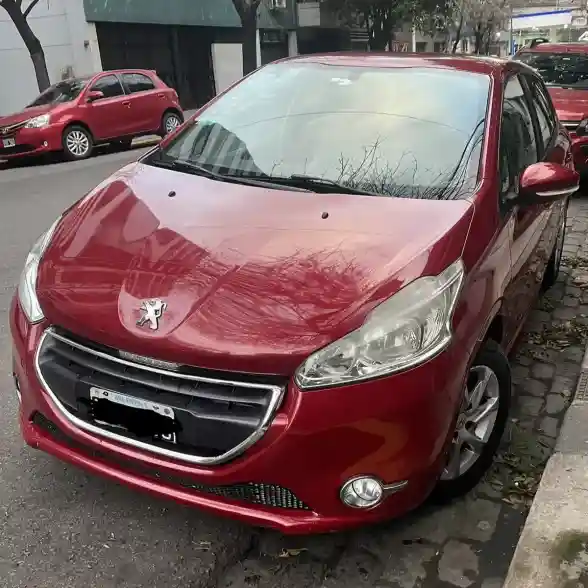 Peugeot 208 1.5 Allure Touchscreen 2014 - foto 5