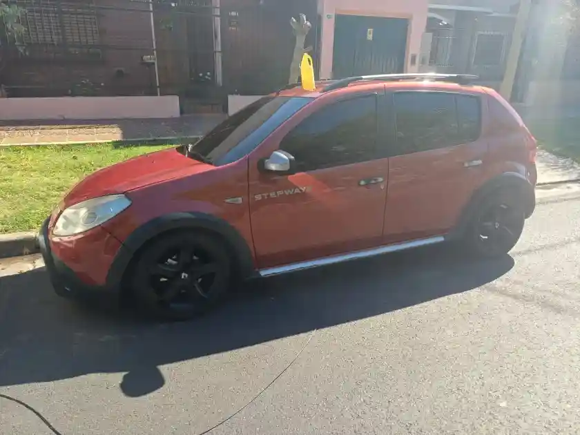 Renault Sandero Stepway 1.6 Luxe 105Cv 2011 - foto 2