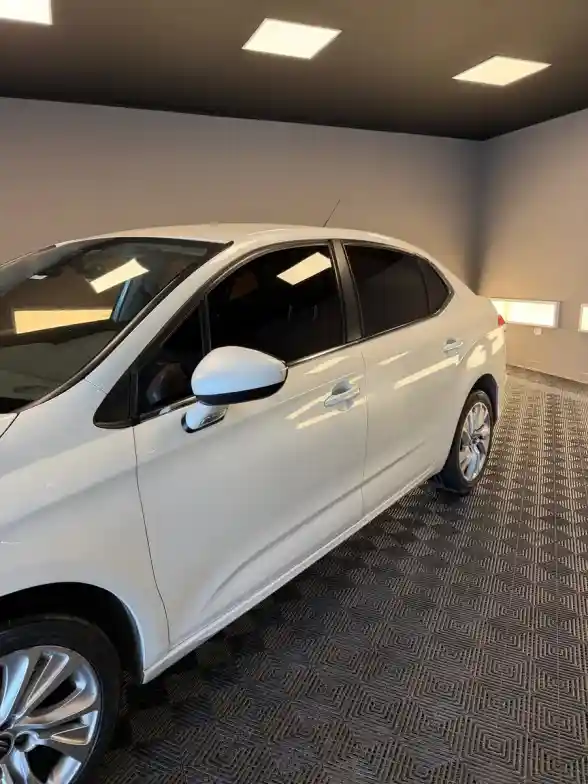 Citroën C4 Lounge 1.6 Tendence Hdi 115Cv Am16 2016 - foto 4
