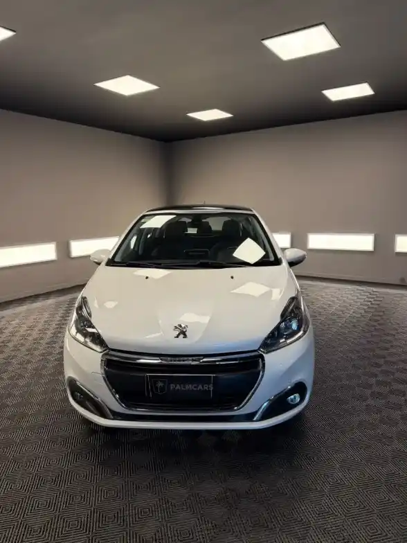 Peugeot 208 1.6 Feline 2019 - foto 2