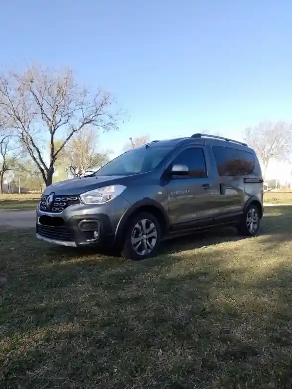 Renault Kangoo Ii 1.6 Sce Stepway 2023 - foto 2