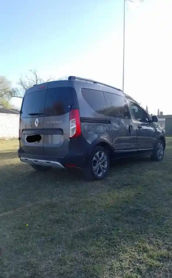 Renault Kangoo Ii 1.6 Sce Stepway 2023 - foto 4
