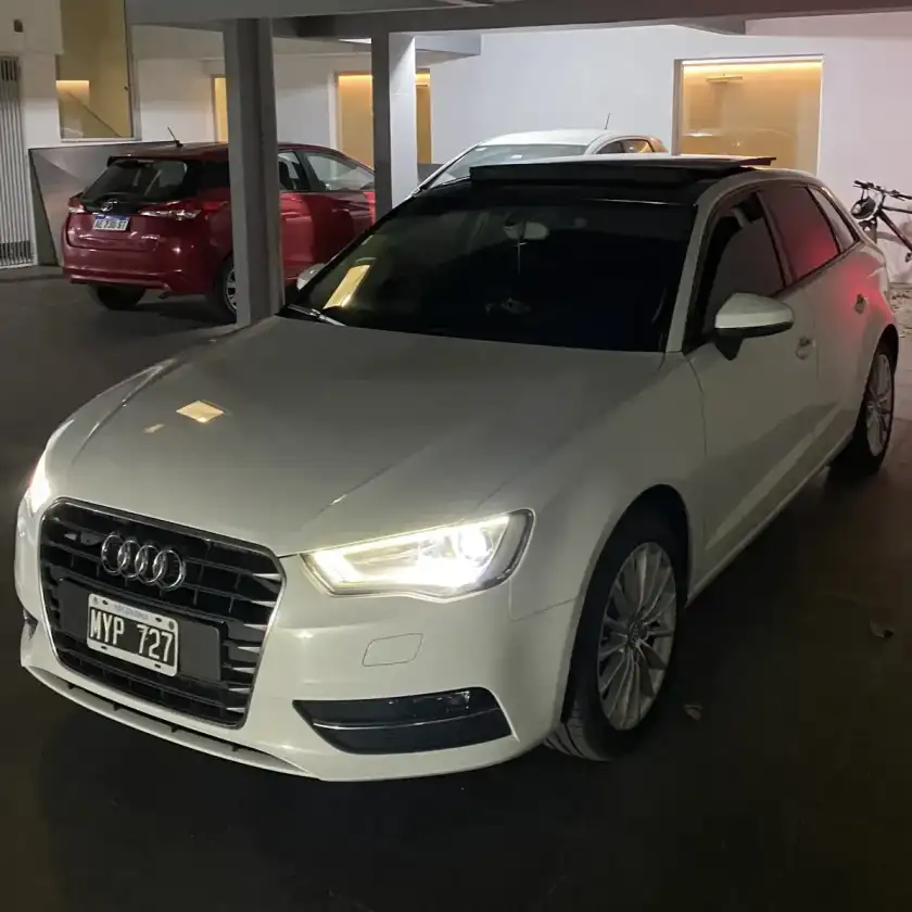 Audi A3 Sportback 2013 - foto 1