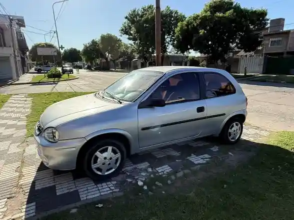 Chevrolet Corsa 2009 - foto 1