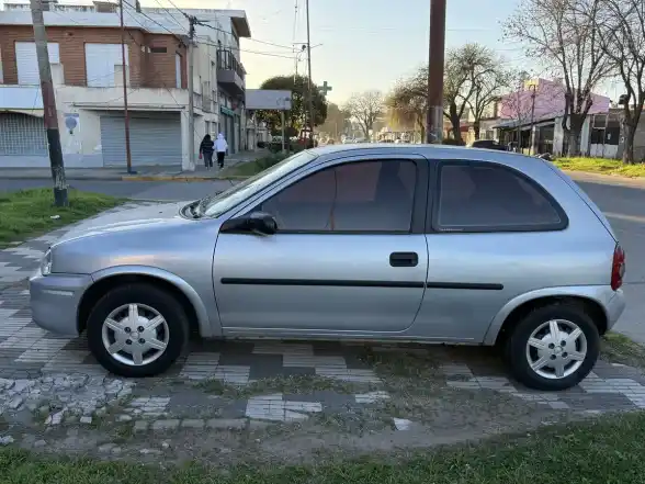 Chevrolet Corsa 1.4 Classic Gl 2009 - foto 4