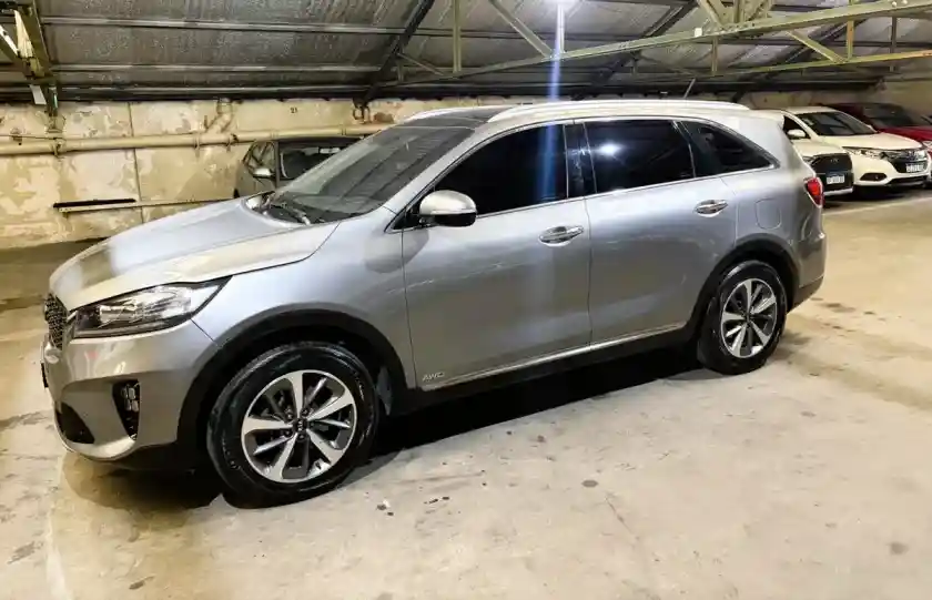 Kia Sorento 2019 - foto 1