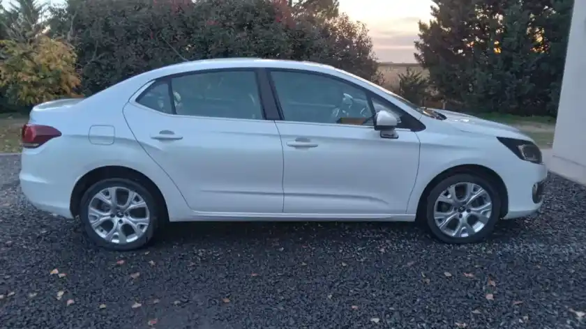Citroën C4 Lounge 1.6 Hdi 115 Feel Pack 2021 - foto 2