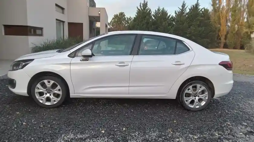 Citroën C4 Lounge 1.6 Hdi 115 Feel Pack 2021 - foto 5