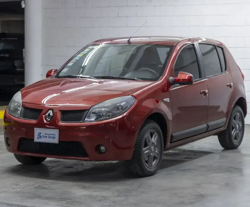 Renault Sandero 2010 - foto 1
