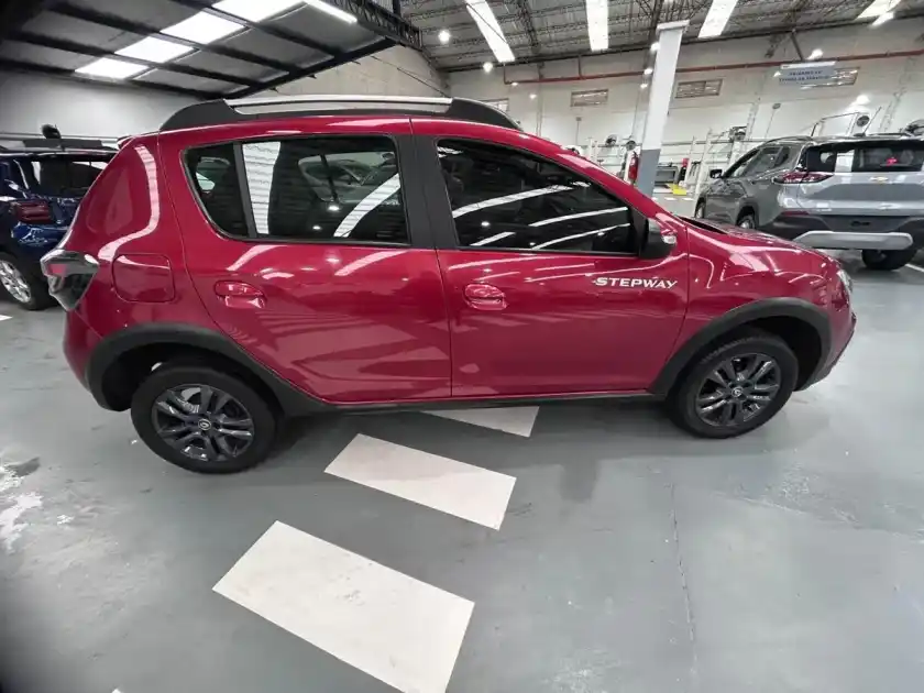 Renault Sandero Stepway 1.6 16V Intense 2020 - foto 4