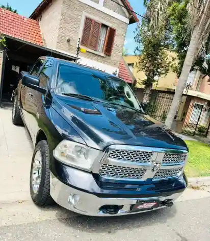 Dodge Ram 5.7 Laramie 2015 - foto 4
