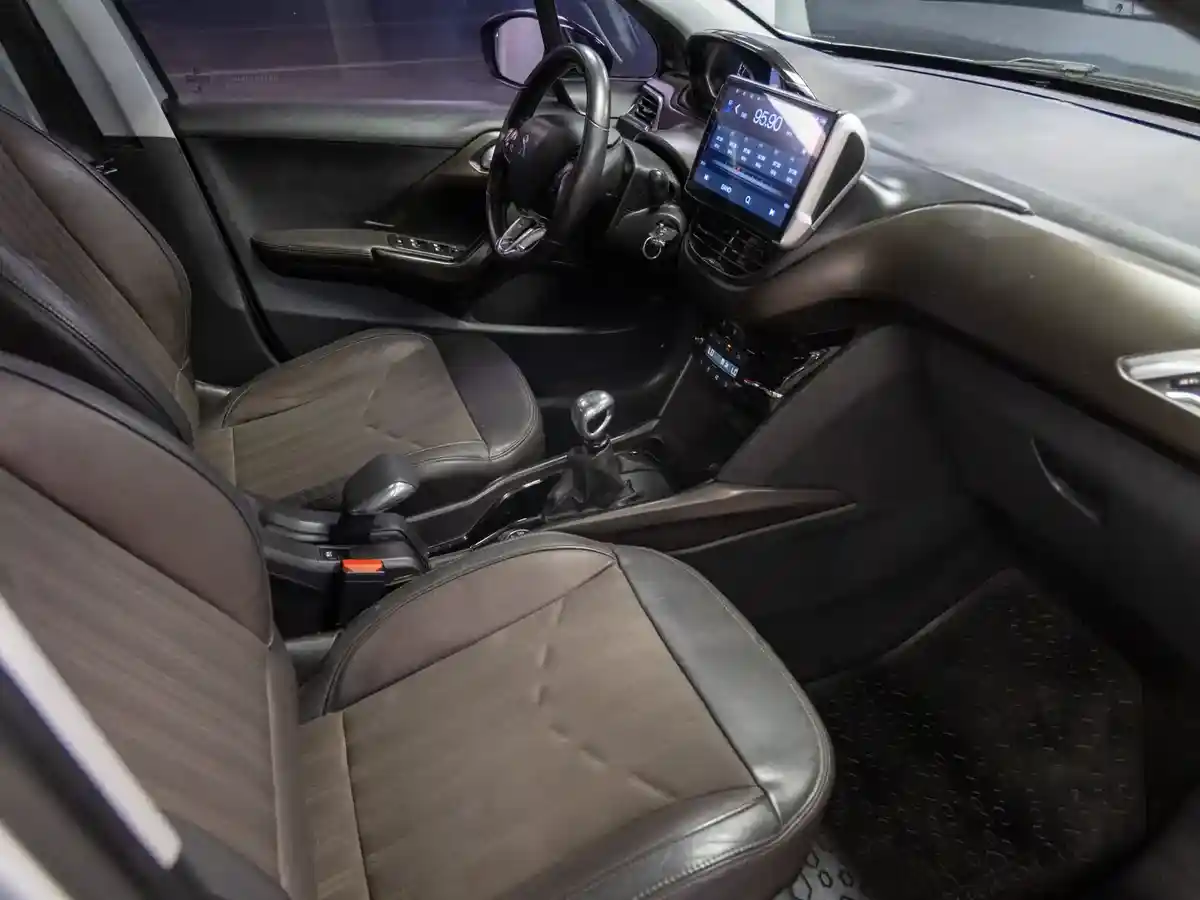 Peugeot 2008 1.6 Thp Sport 2019 - foto 5