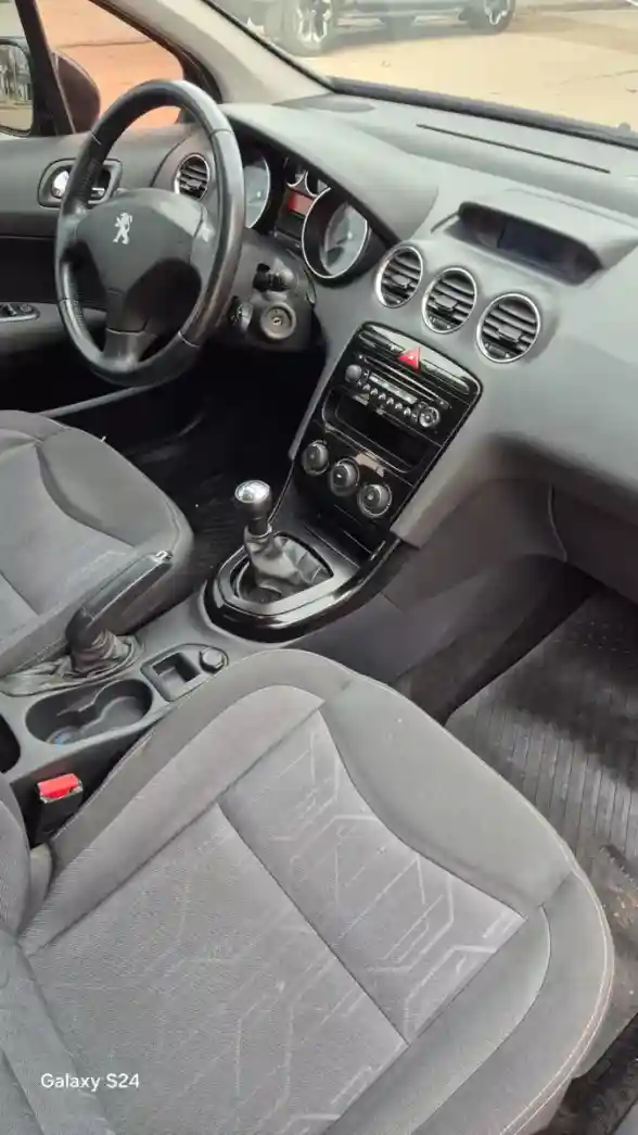 Peugeot 308 1.6 Active 2016 - foto 5