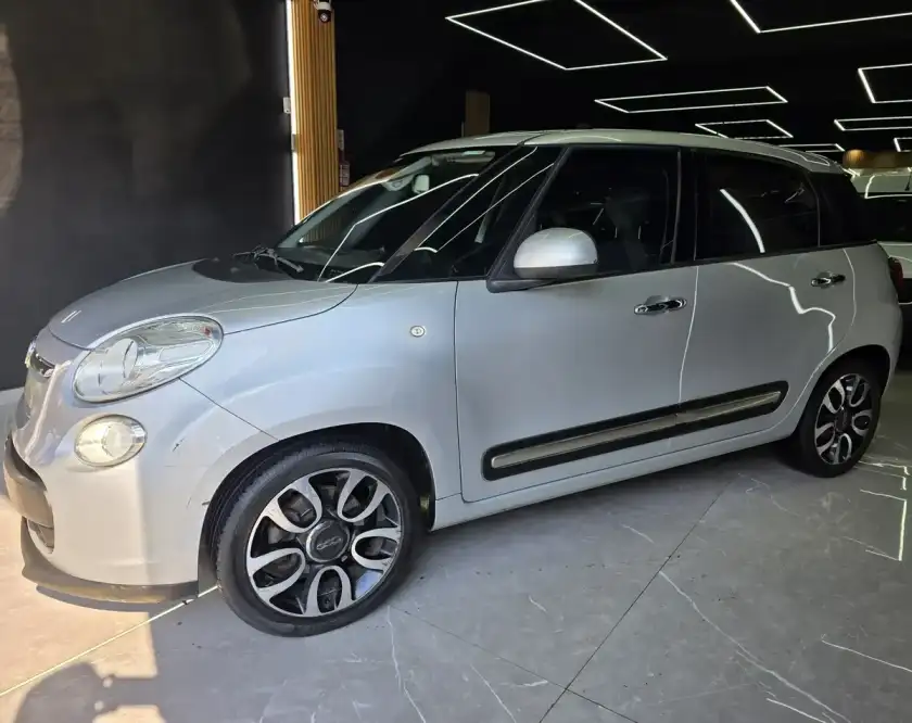 Fiat 500L 1.4 Pop Star 105Cv 2015 - foto 1
