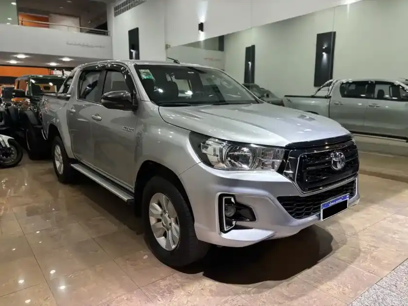 Toyota Hilux Pick-Up 2.8 Cd Sr 177Cv 4X4 2019 - foto 4
