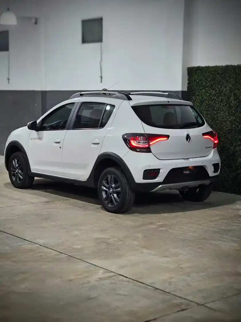 Renault Sandero Stepway 1.6 16V Intense 2021 - foto 4