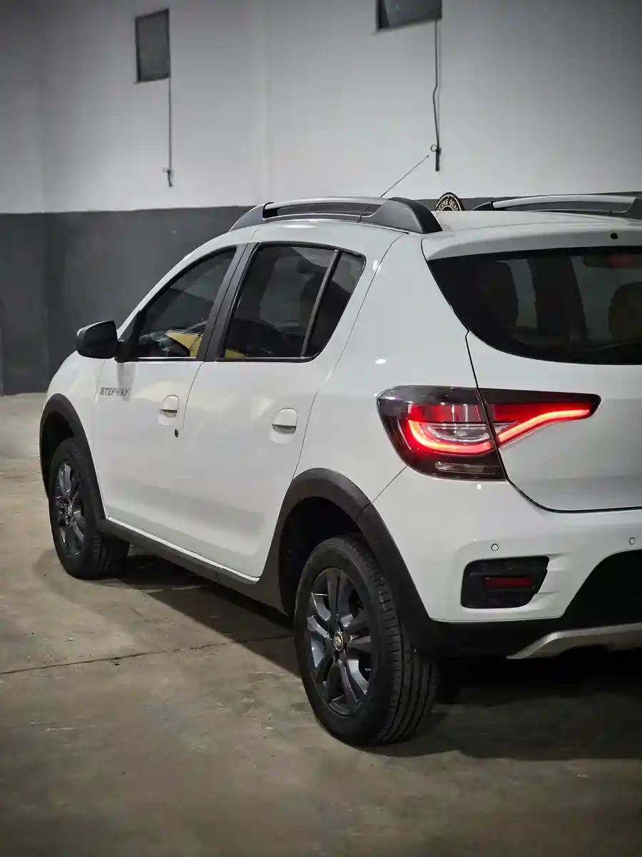 Renault Sandero Stepway 1.6 16V Intense 2021 - foto 5