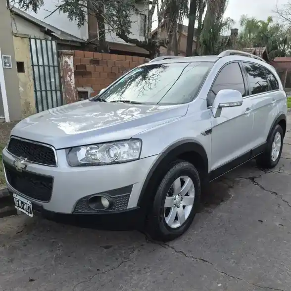 Chevrolet Captiva 2013 - foto 1