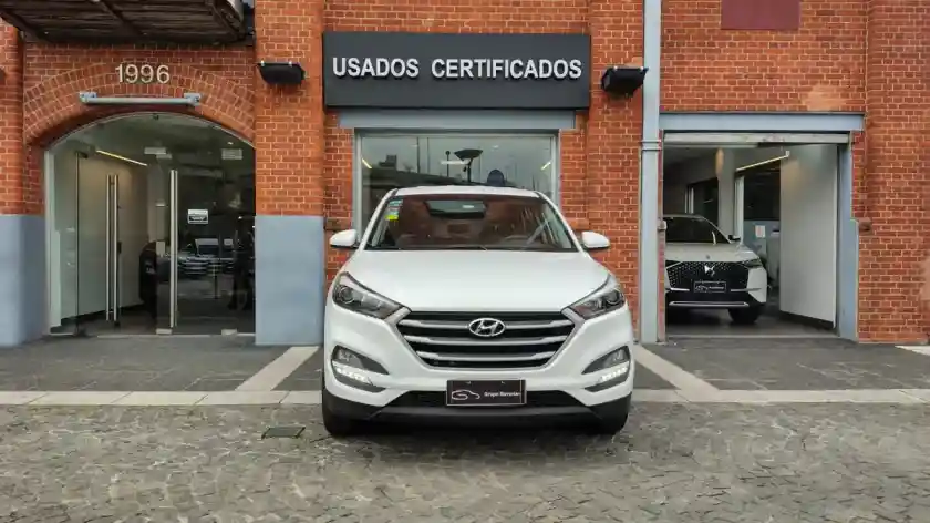 Hyundai Tucson 2.0 Style 2Wd At 2018 - foto 2