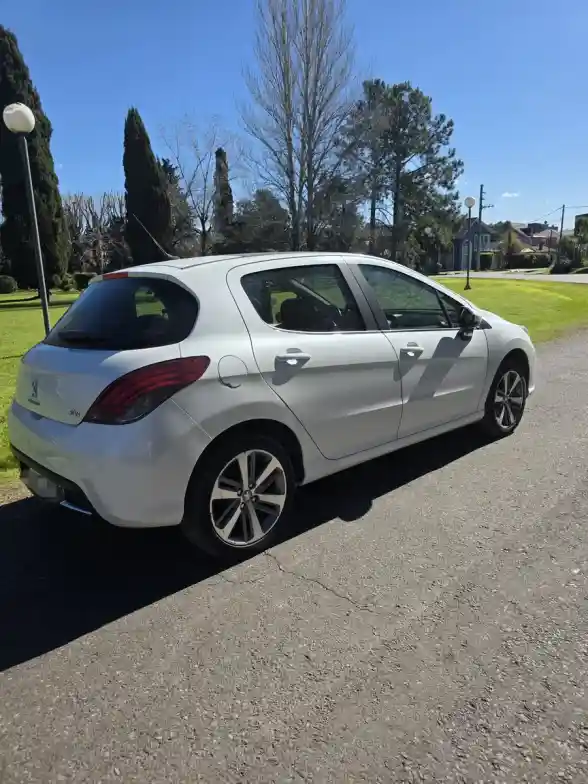 Peugeot 308 1.6 Feline Hdi 115Cv 2019 - foto 3