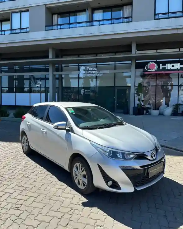 Toyota Yaris 1.5 107Cv Xls 5 P 2020 - foto 3