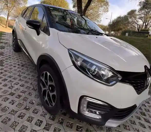 Renault Captur 2.0 Intens Manual 2017 - foto 3