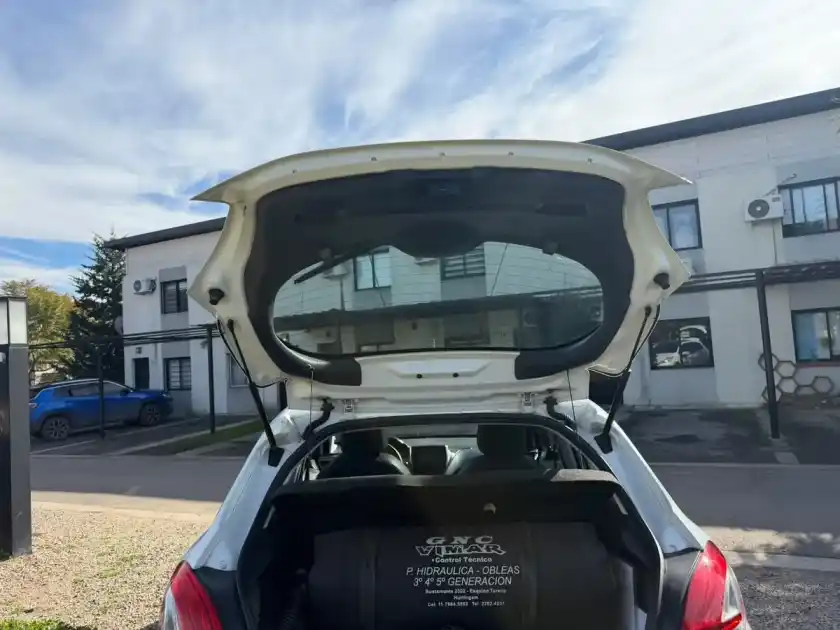 Peugeot 208 1.6 Feline Pack Cuir 2016 - foto 5