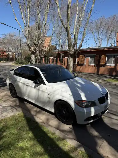 Bmw Serie 3 3.0 330I Sedan Sportive 2006 - foto 2