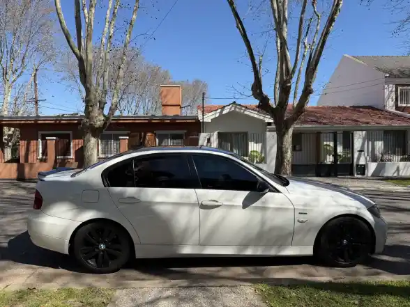 Bmw Serie 3 3.0 330I Sedan Sportive 2006 - foto 5