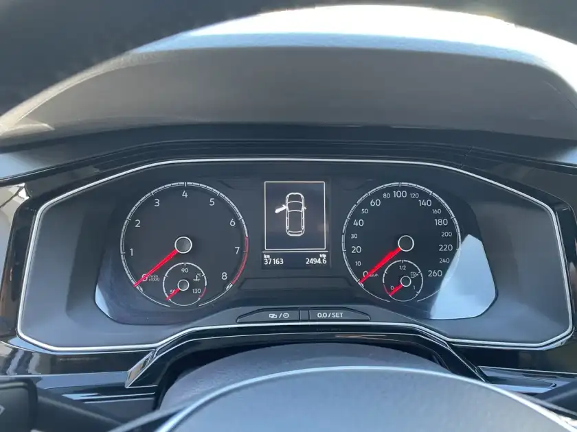 Volkswagen Polo 1.6 Msi Comfort Plus At 2020 - foto 4