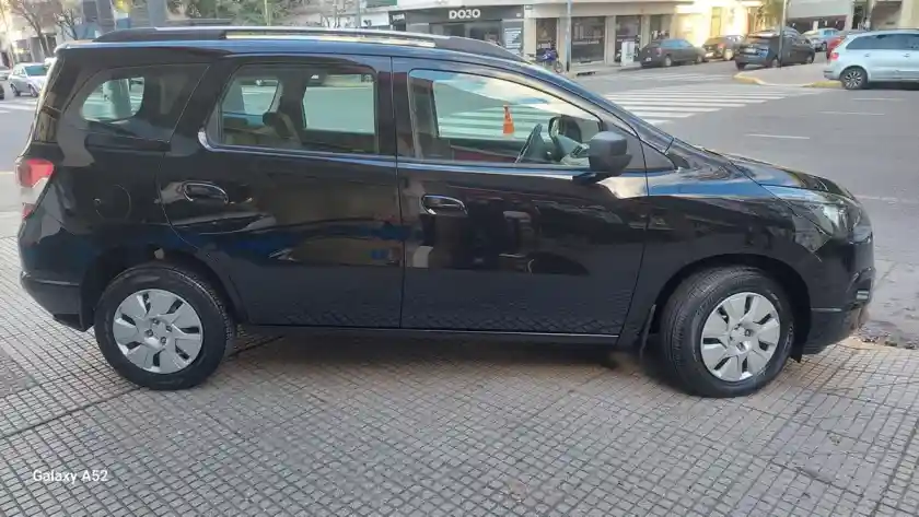 Chevrolet Spin 1.8 Lt 5As 105Cv 2018 - foto 2