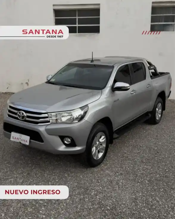 Toyota Hilux Pick-Up 2.8 Cd Srv 177Cv 4X4 2017 - foto 1