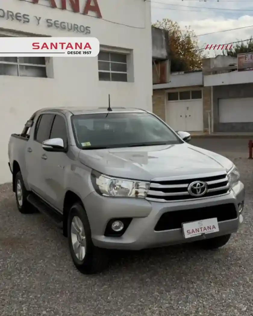 Toyota Hilux Pick-Up 2.8 Cd Srv 177Cv 4X4 2017 - foto 4