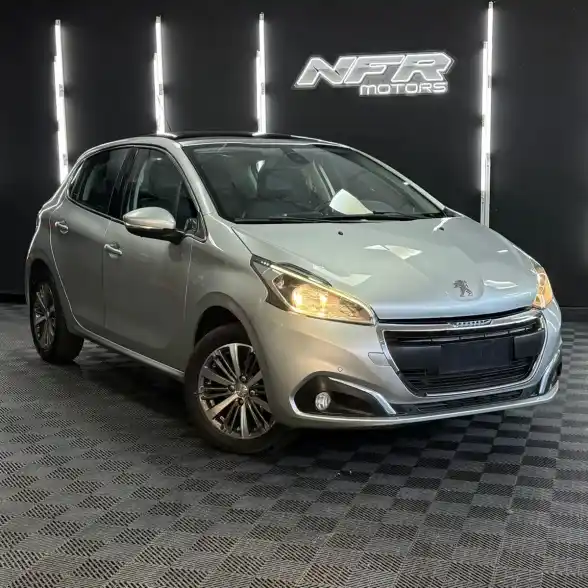 Peugeot 208 1.6 2018 - foto 1