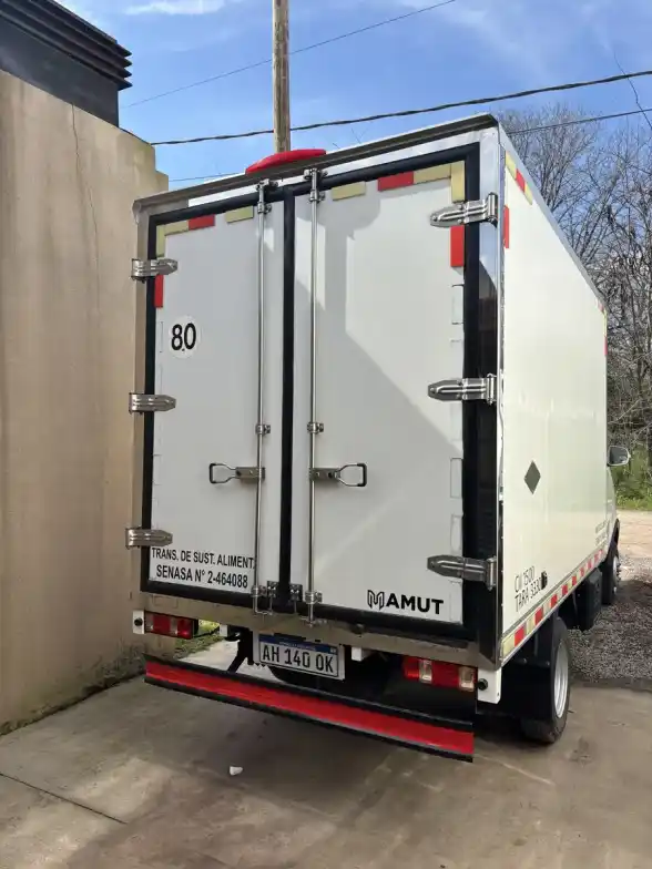 Kyc Mamut 1.6 Mamut Box Refrigerado Dual C/Gnc 2025 - foto 3