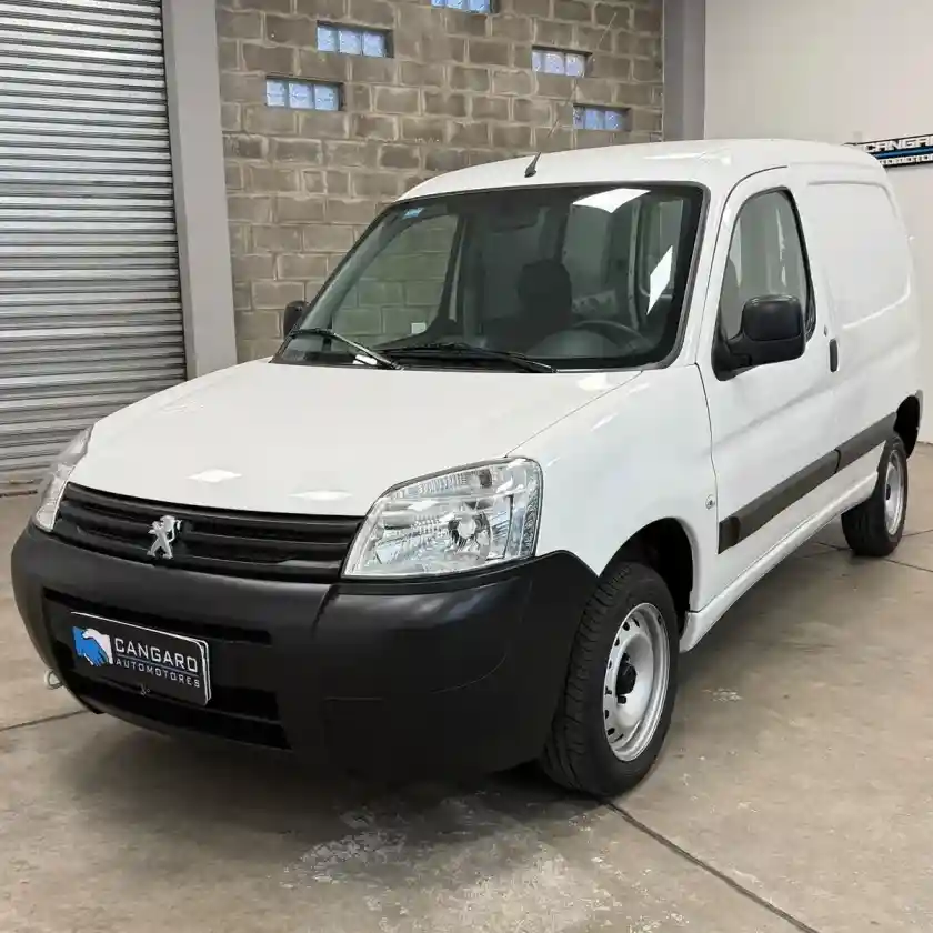 Peugeot Partner 1.6 Hdi Furgon Confort 92 2023 - foto 1